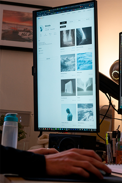 A close up of cyrptoartist Felix Shindo's profile